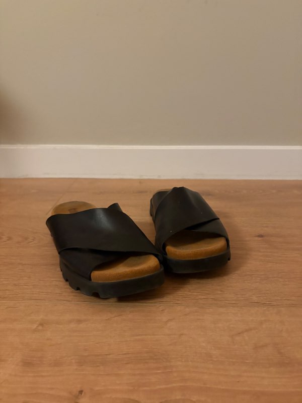 Camper sandalar