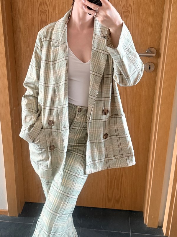 Græn dragt / suit set