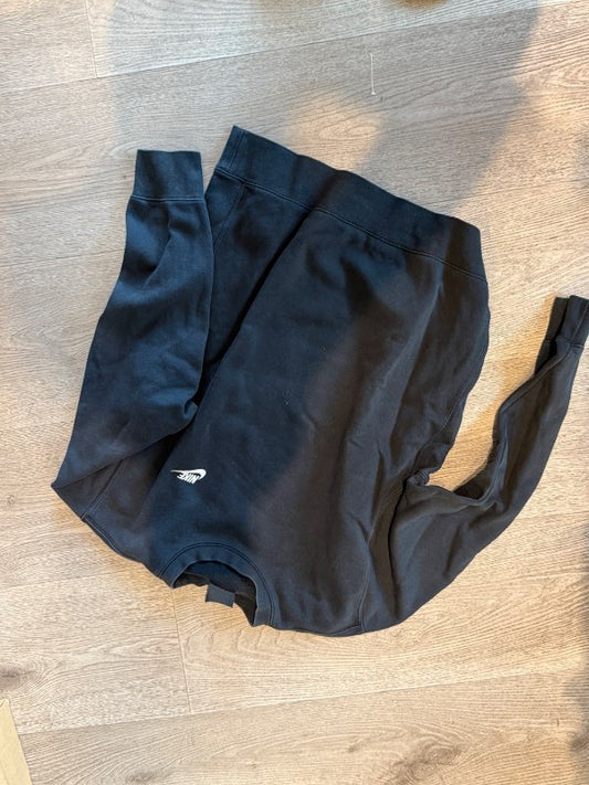 Nike peysa svört