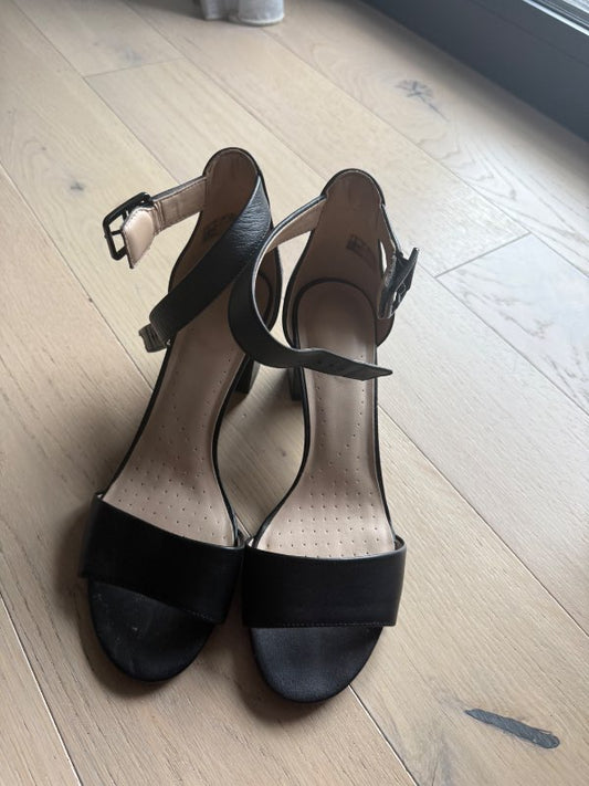 Clarks hælaskór