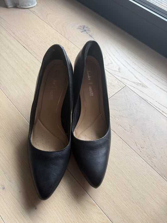 Clarks hælaskór