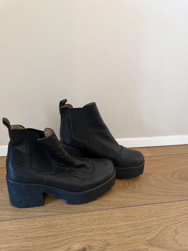 Svartir boots