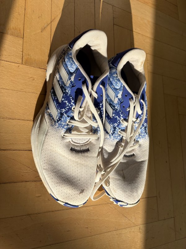 Adidas gólfskór