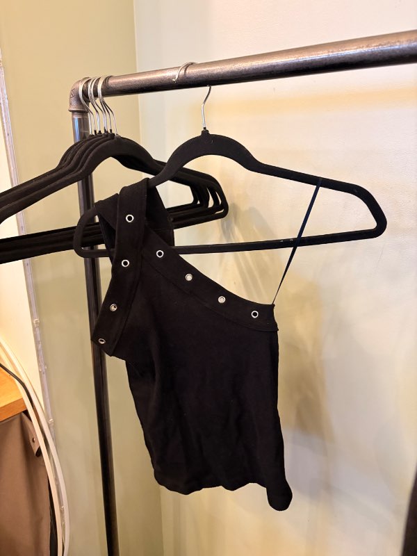 Urban outfitters toppur