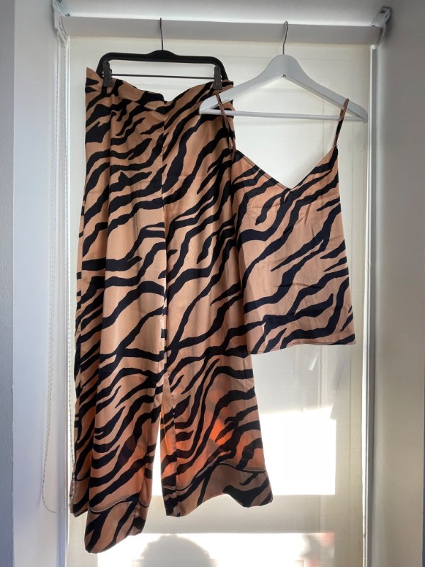 Satin animalprint sett