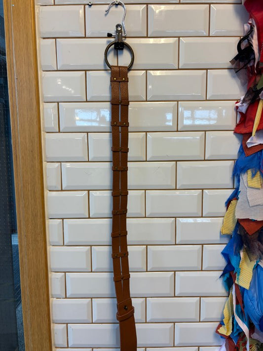 brúnt belti