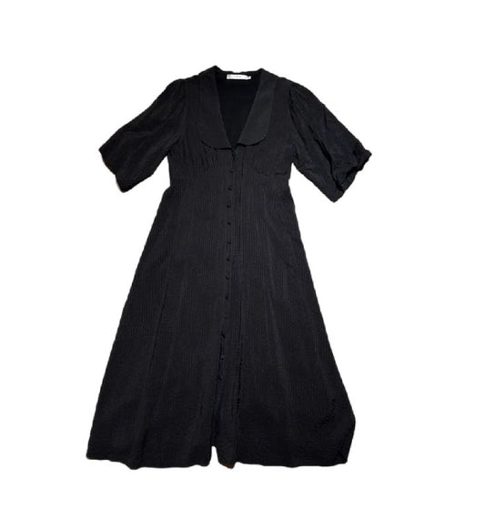 Gestuz úr Andrá svartur kjóll með sætum kraga