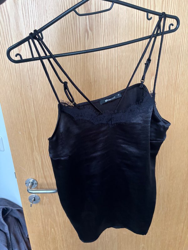 Gina Tricot toppur