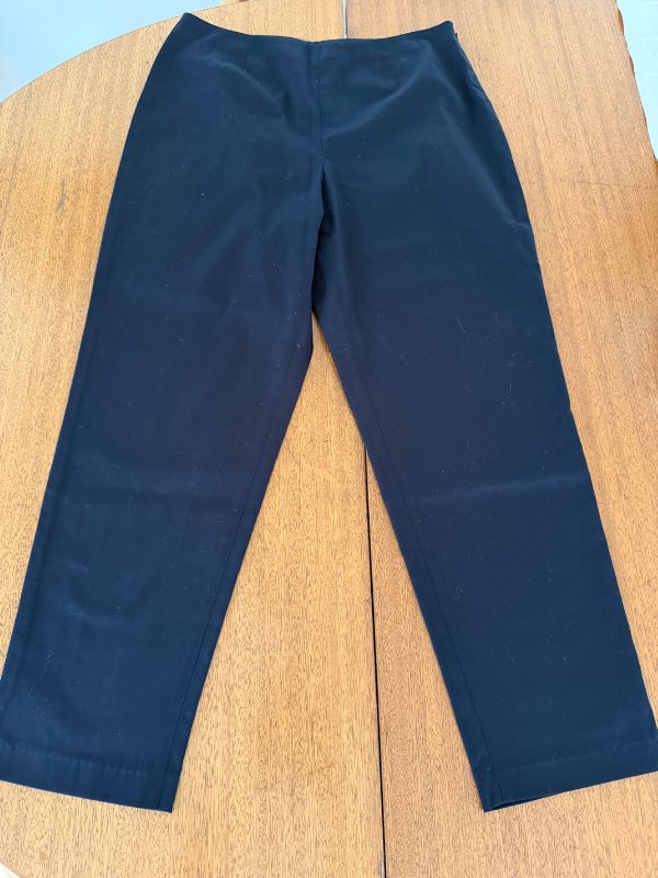 Svartar kvennbuxur stretch Jones Co