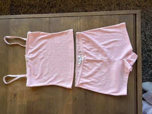 Bleikt náttfatasett - ónotað