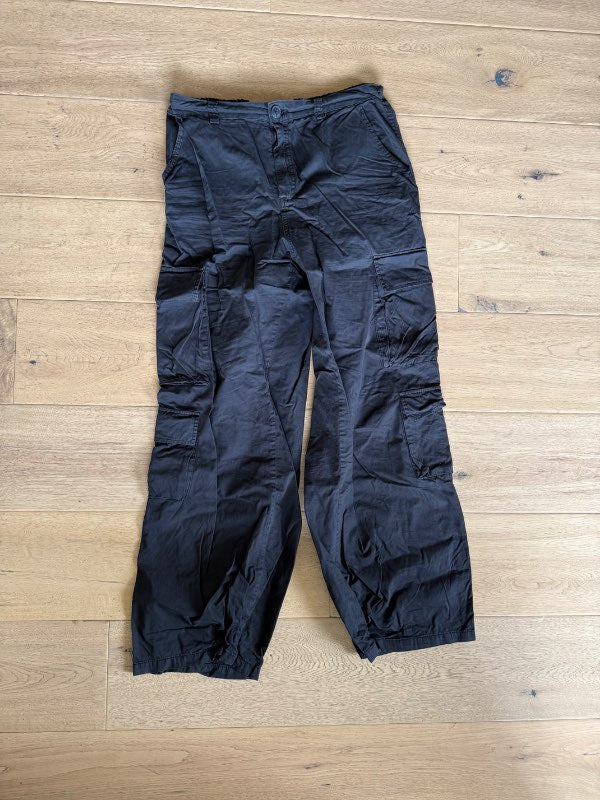 Svartar cargo buxur - Stradivarius