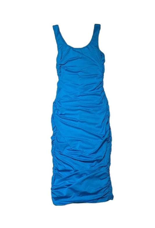 Blár kjóll með ruffles