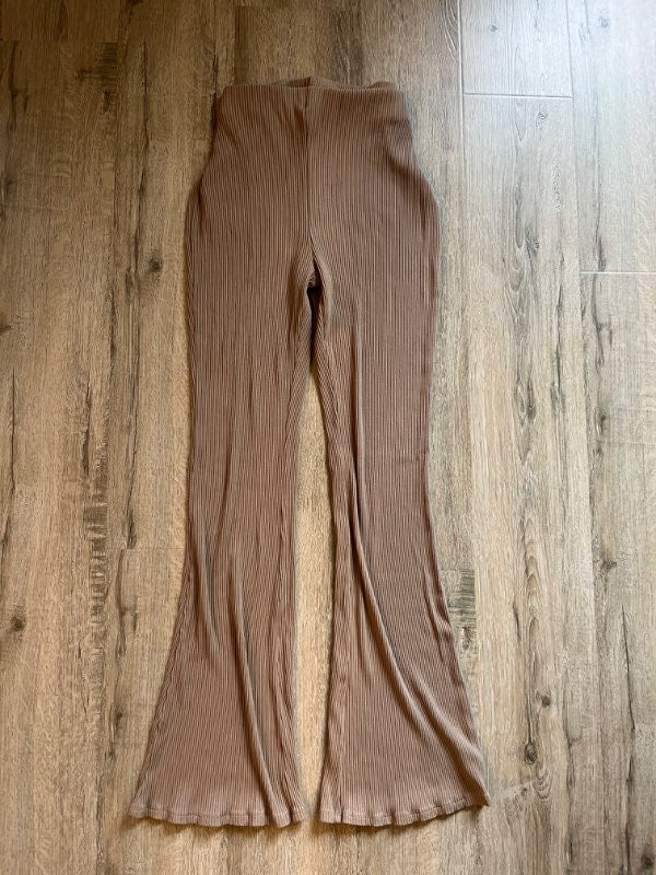 Beige Flairy pants