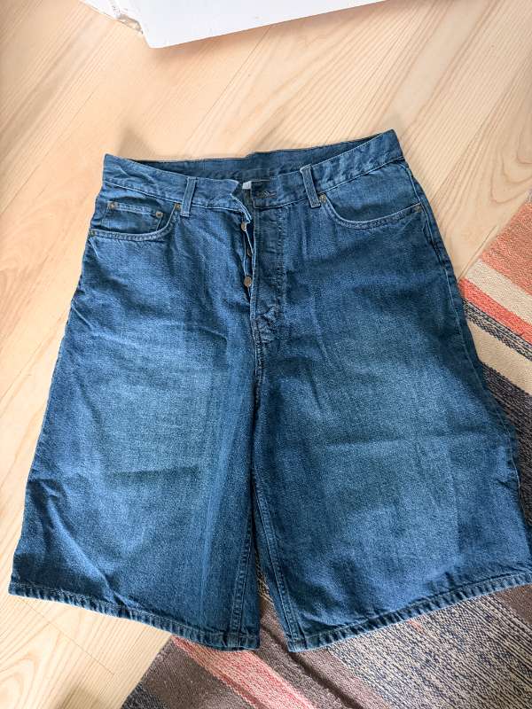 WEEKDAY jorts