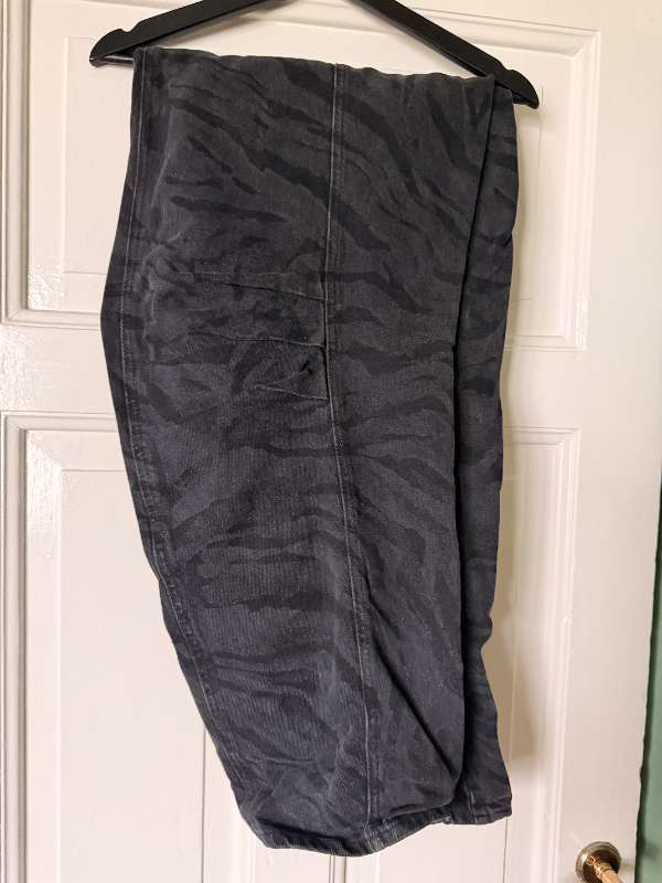 ROTATE zebra buxur
