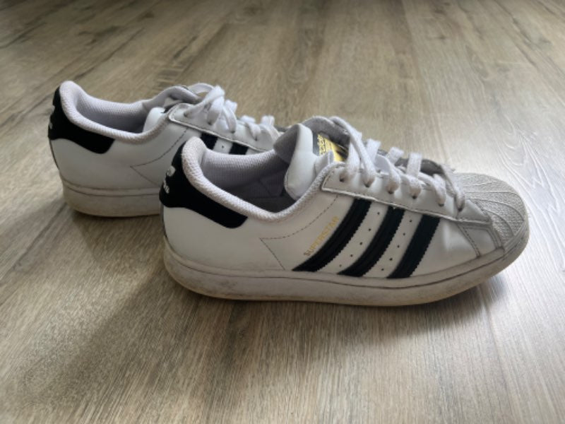 Adidas Superstar