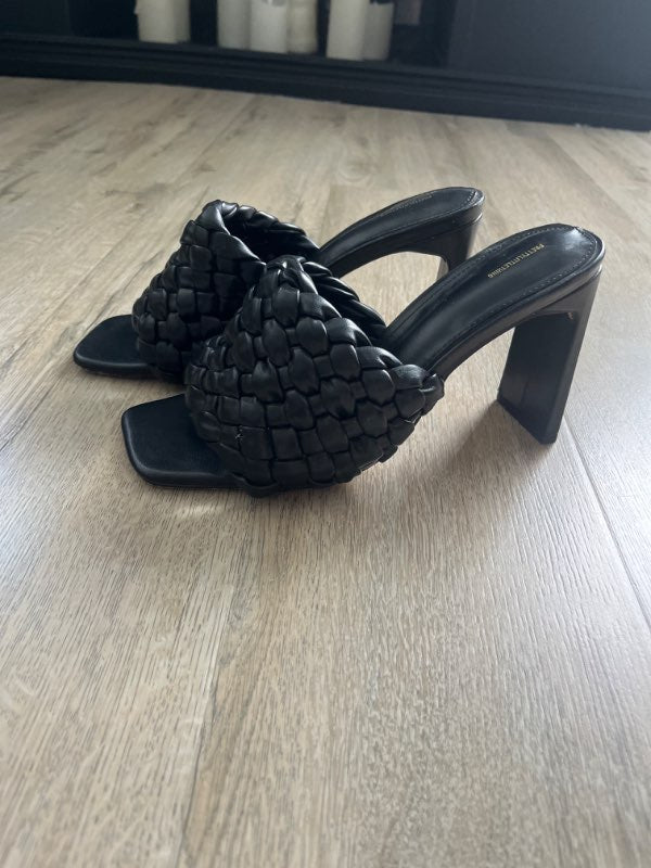 Slip toe hælar