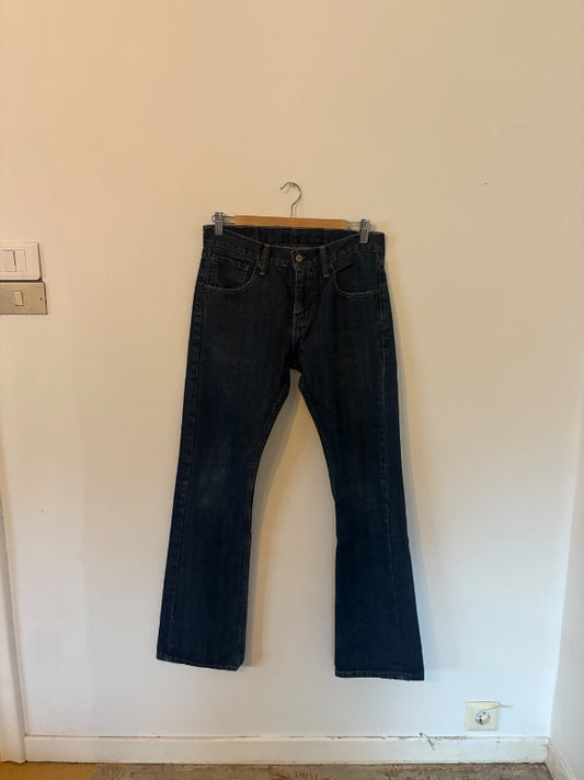 527 Levis