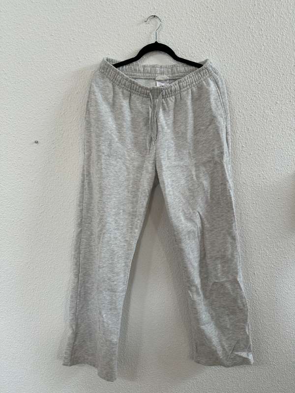 Gina Tricot joggingbuxur