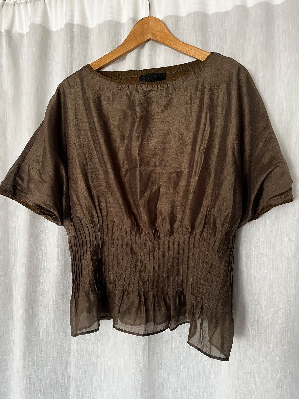Zara toppur