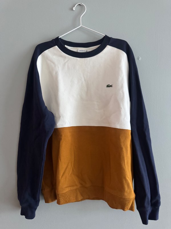 Lacoste Peysa