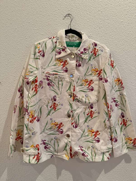 Benetton gallajakki/skyrta hvít með blómum