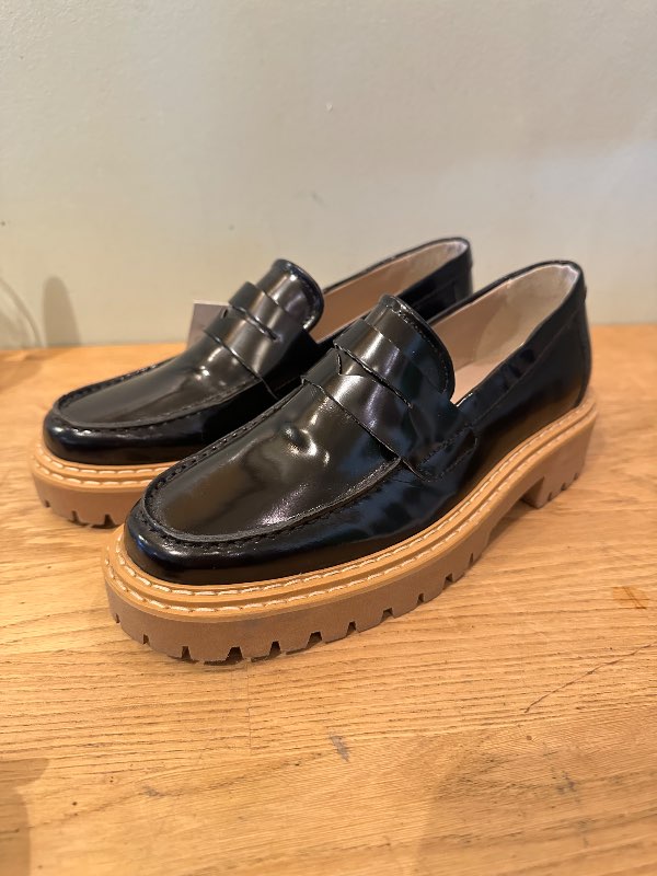 Ónotaðir Last Studio leður loafers