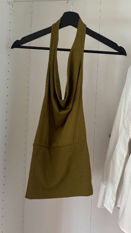 Grænn halter Gina tricot