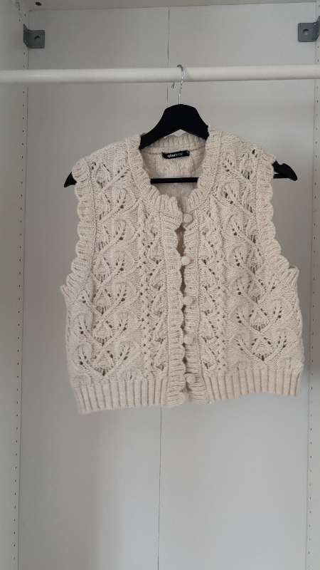 Crochet vesti gina tricot