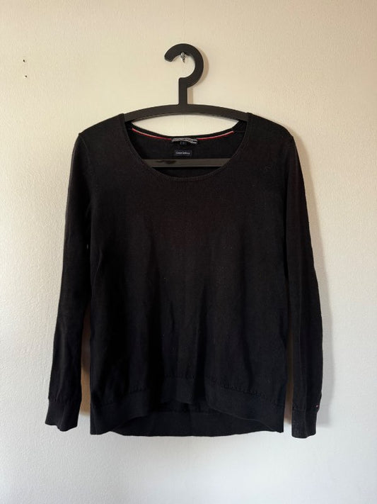 Tommy Hilfiger blá peysa