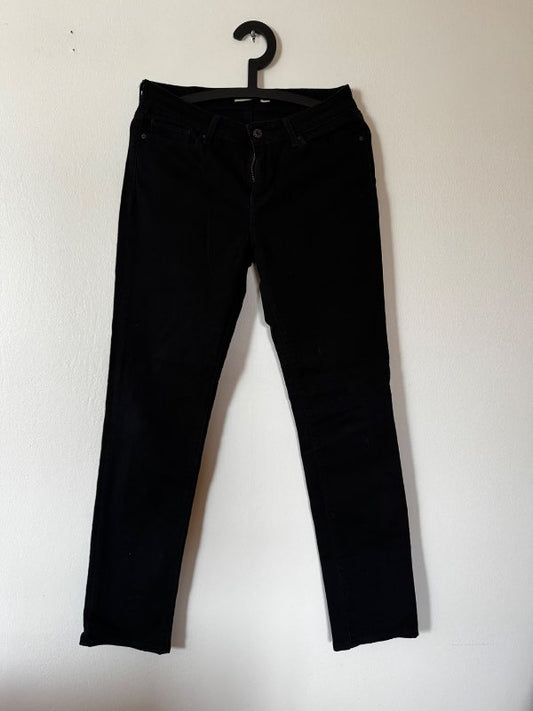 Levi's svartar gallabuxur