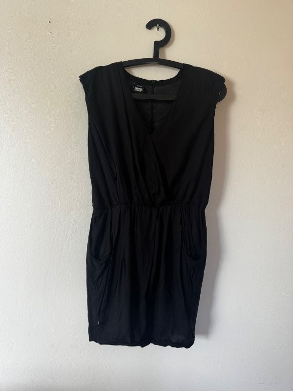 DRDENIM svartur kjóll