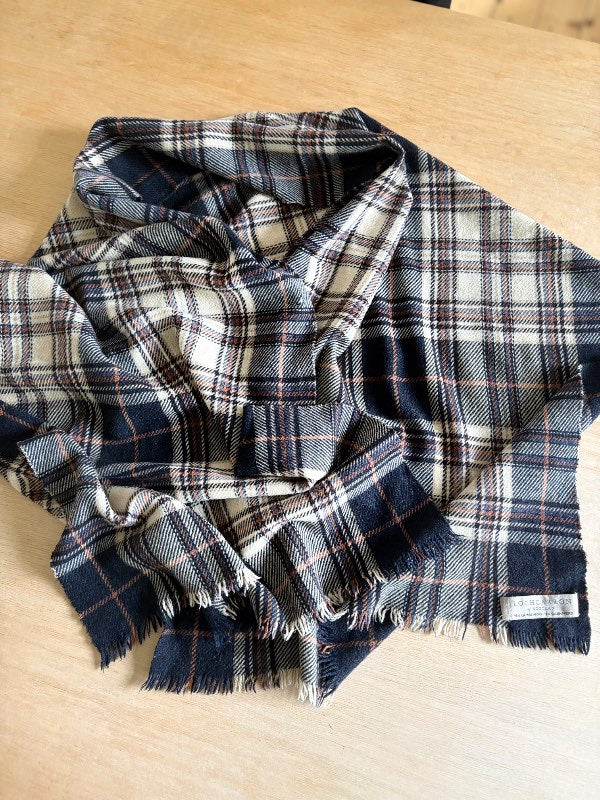 LochCarron of Scotland Lambswool/Cashmere Stole