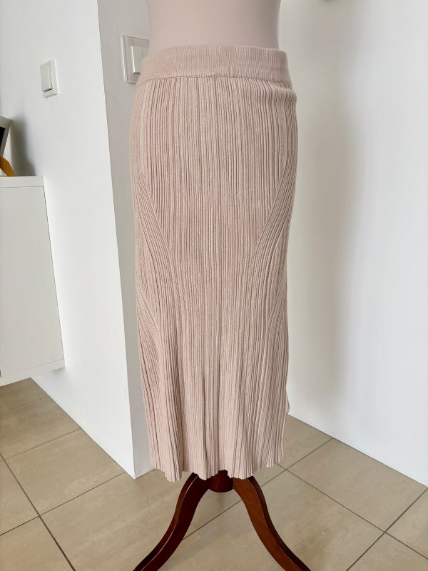Prjónapils beige ónotað