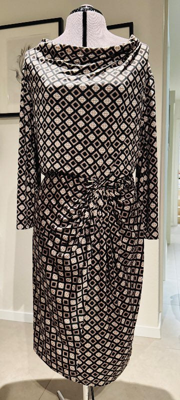 Kjóll frá Ilse Jacobsen í brúnum tónum