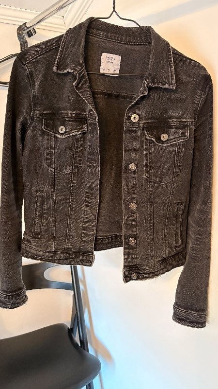 Bershka gallajakki