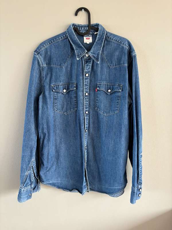 Levis gallaskyrta