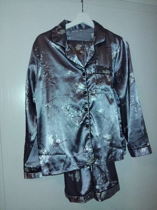 Náttföt í rómantískum, japönskum stíl