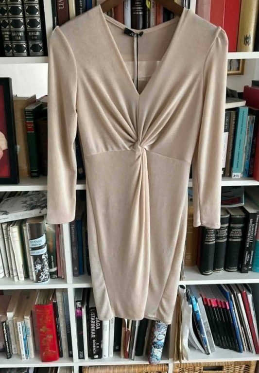 Aké dress