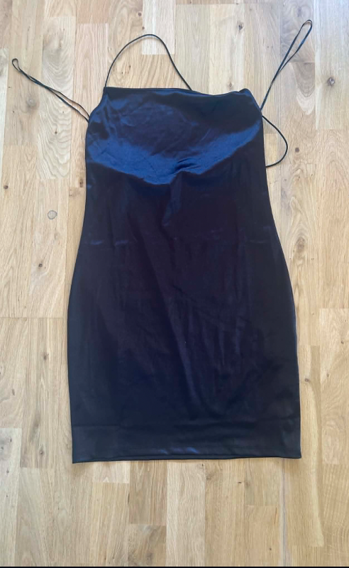 H&M littlr black dress