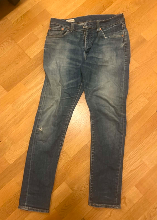 Levis gallabuxur