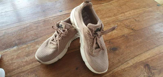 X18 Urban strigaskór