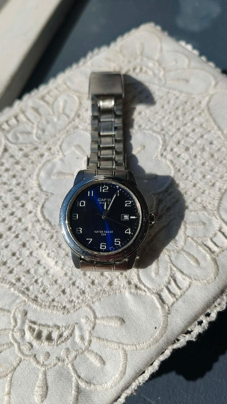 Casio blátt/silfurlitað úr