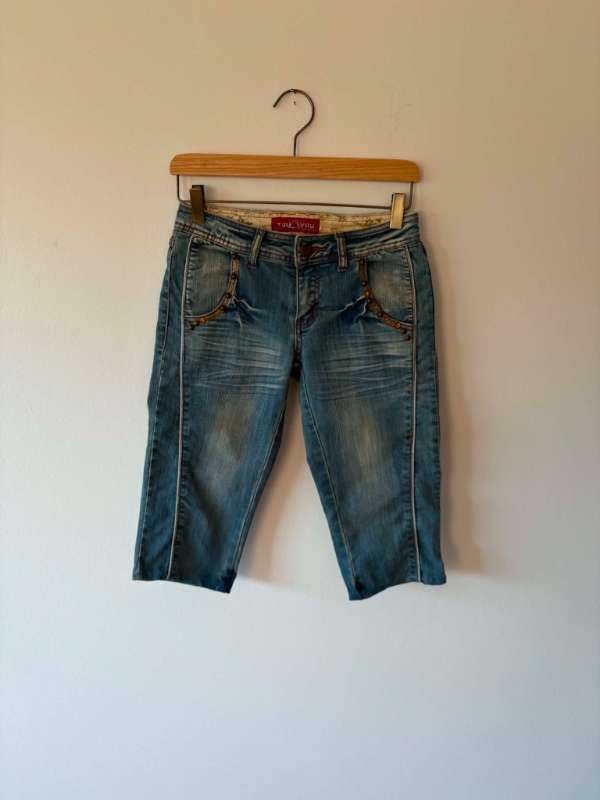 Vintage denim capri