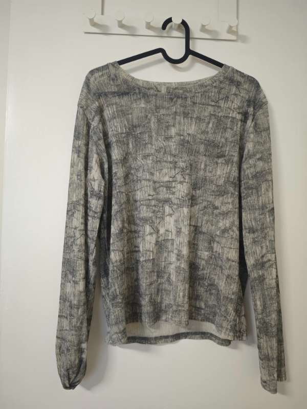 4 grey wangsha top