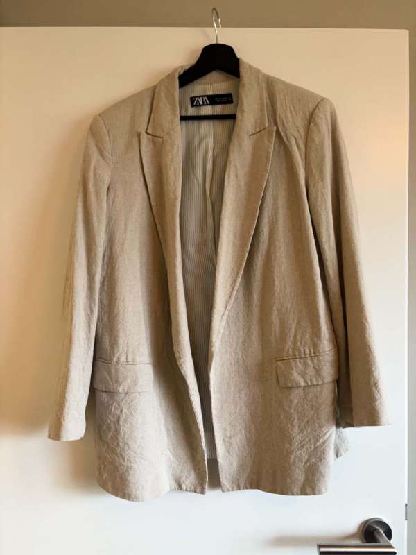 Drapplitaður "hör" blazer - Zara