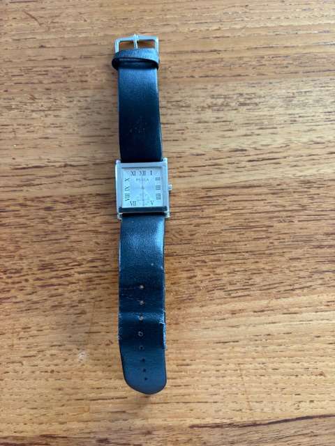 Dömuúr með leðuról