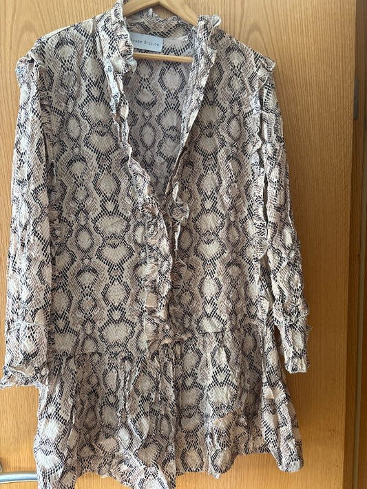 snake print kjóll