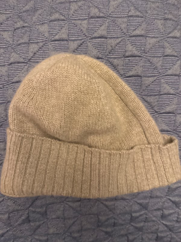 Húfa drapp