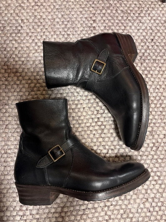 Bright Shoemakers Boots 43
